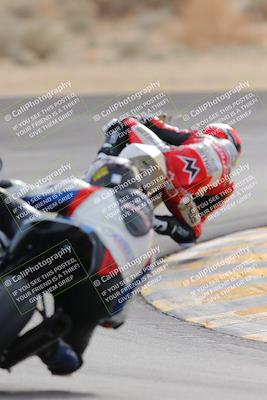 media/Dec-17-2022-SoCal Trackdays (Sat) [[224abd9271]]/Turn 10 Backside (120pm)/